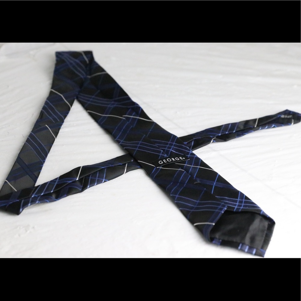 George Tie - Picture 6 of 9